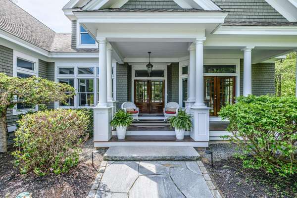 11 Silver Brook CIR, Scarborough, ME 04074