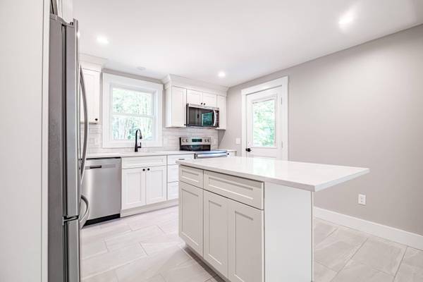 219 Broadturn RD, Scarborough, ME 04074