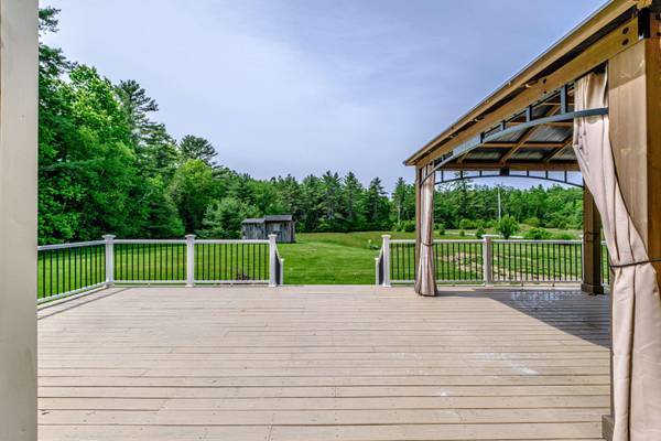 366 Cape RD, Hollis, ME 04042
