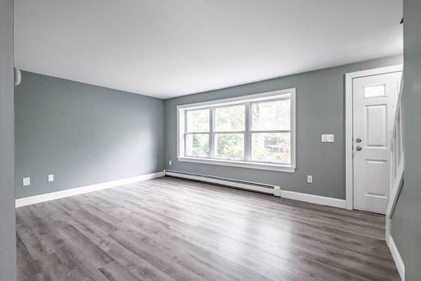 49 Northwood DR #49, Portland, ME 04103
