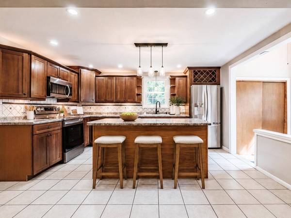 262 Holmes RD, Scarborough, ME 04074