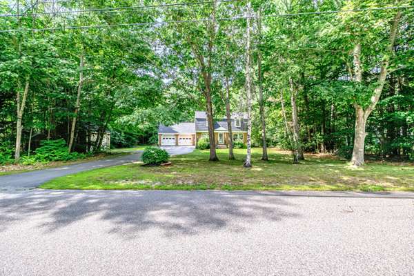 4 Lucina TER, Gorham, ME 04038
