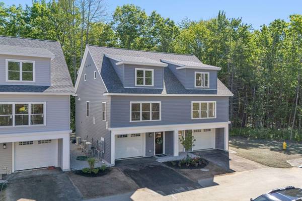 10 Creekside CT #10