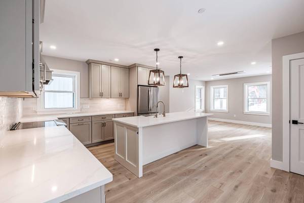 18 Fairway Commons DR #1, Gorham, ME 04038