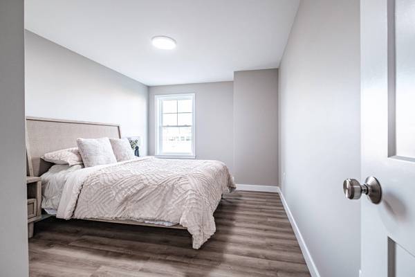 10 Stillwater DR #1127, Windham, ME 04062