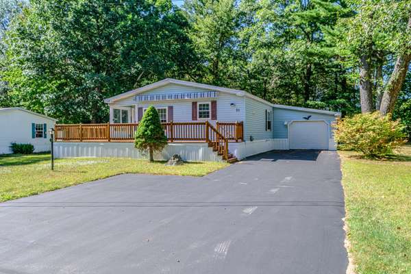 21 Chickadee DR, Alfred, ME 04002