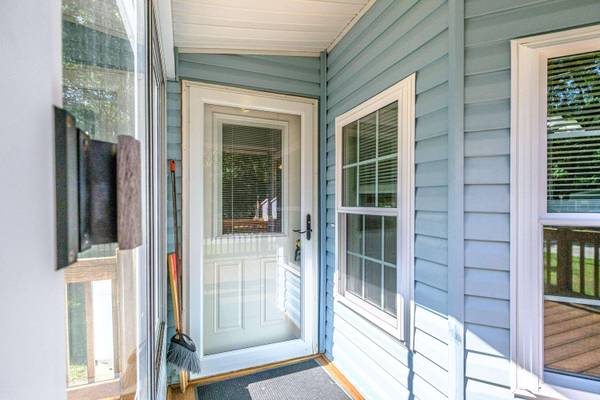 21 Chickadee DR, Alfred, ME 04002