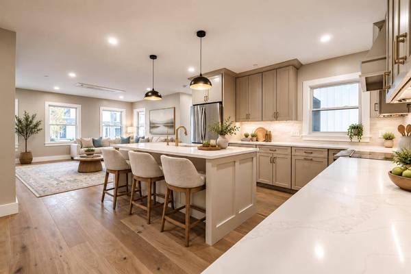 26 Fairway Commons DR #8, Gorham, ME 04038