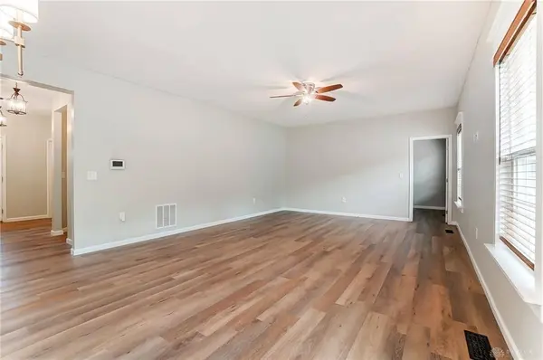 537 Recess Drive, Riverside, OH 45404