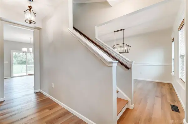 537 Recess Drive, Riverside, OH 45404