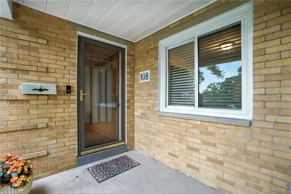 108 Napoleon Drive, Dayton, OH 45429