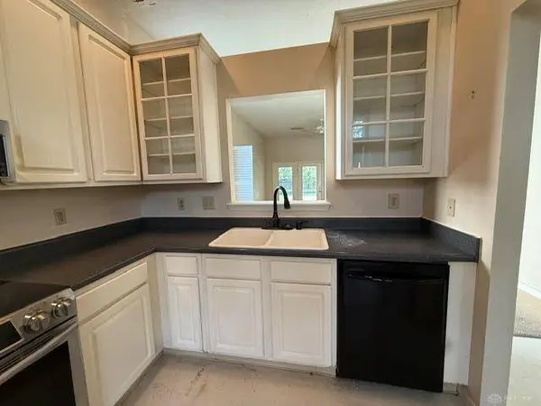 2348 Polo Park Drive, West Carrollton, OH 45439