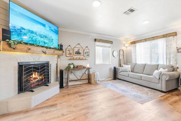 2515 Merrychase DR #F, Cameron Park, CA 95682