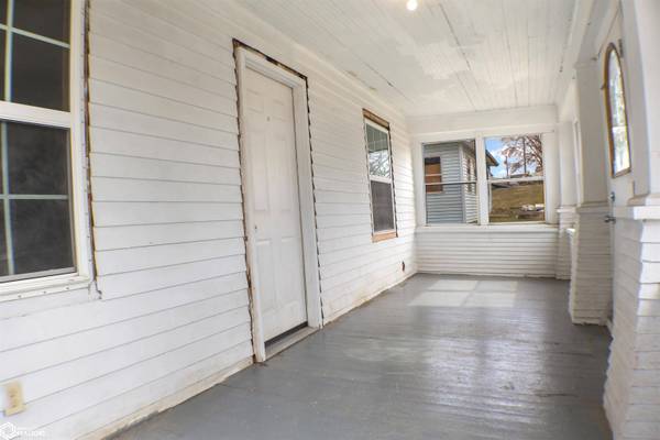 1106 Arch St, Burlington, IA 52601