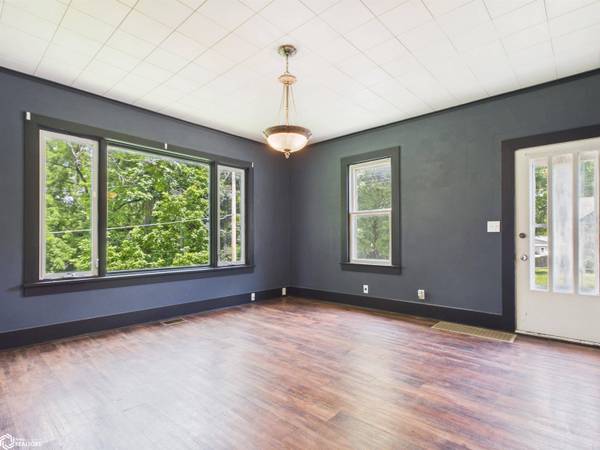 1209 Mercer ST, Burlington, IA 52601