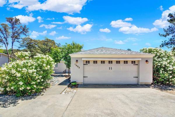 1552 American River TRL, Cool, CA 95614
