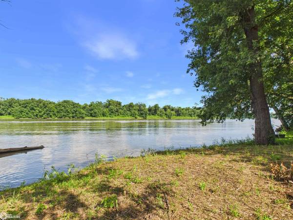 103 Oconnell RD, Burlington, IA 52601
