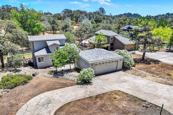 1552 American River TRL, Cool, CA 95614