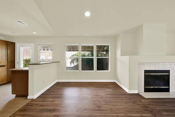 101 Brightstone CIR, Folsom, CA 95630