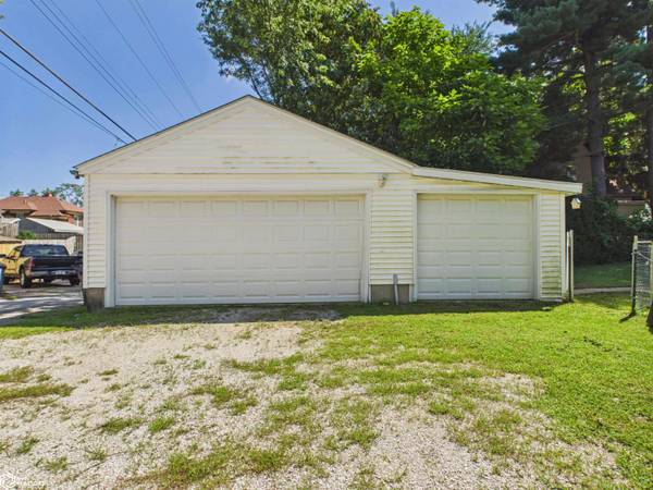 1514 Grove ST, Burlington, IA 52601