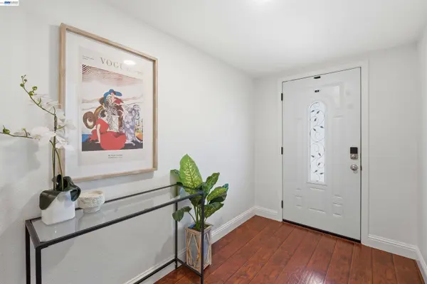 1401 Monterey Dr, Antioch, CA 94509