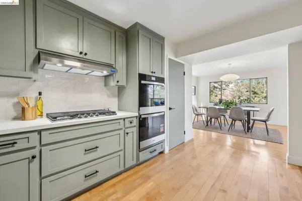 60 Malta Dr, San Francisco, CA 94131