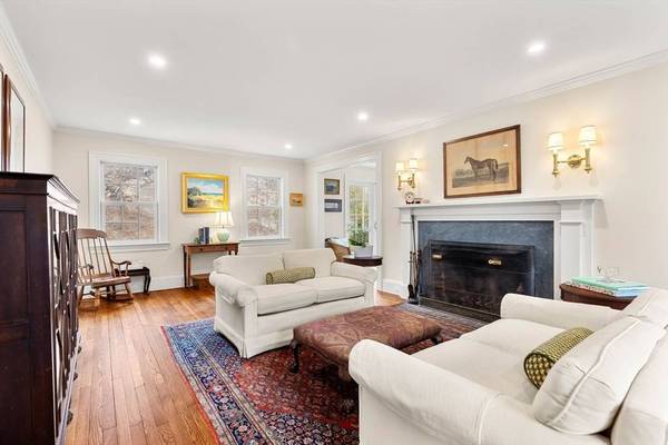 9 Windemere Park, Manchester, MA 01944