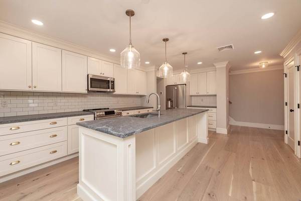 1 Jewett Street #2, Rockport, MA 01966