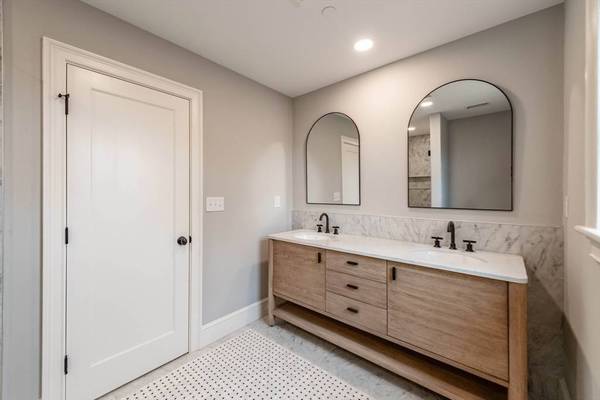 1 Jewett Street #2, Rockport, MA 01966