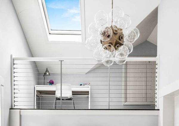 56 Postgate Rd, Hamilton, MA 01982