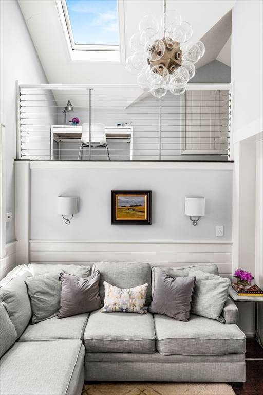 56 Postgate Rd, Hamilton, MA 01982