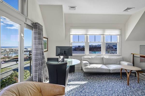 6R Breakwater, Rockport, MA 01966