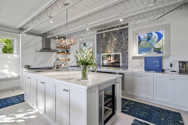 6R Breakwater, Rockport, MA 01966