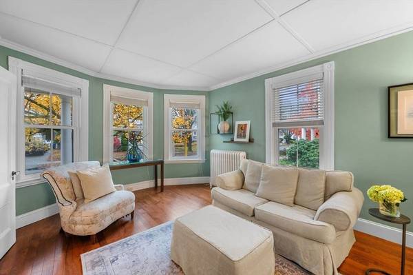 5 Beacon St, Danvers, MA 01923