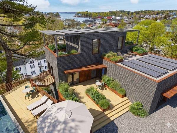 1 Sea Street, Manchester, MA 01944