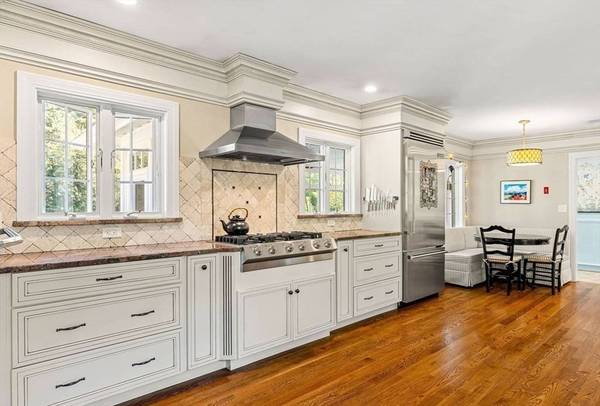 40 Pleasant Street, Wenham, MA 01984