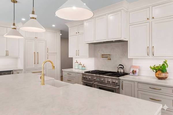 220 Atlantic St, Gloucester, MA 01930