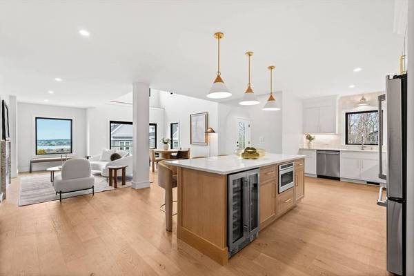 18R Starknaught Heights #A, Gloucester, MA 01930