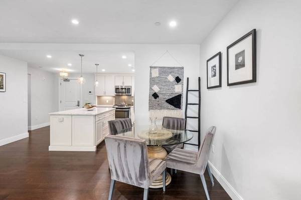 201 Elliott St #409, Beverly, MA 01915