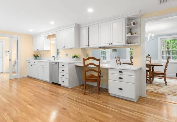 5 Blueberry Lane, Topsfield, MA 01983