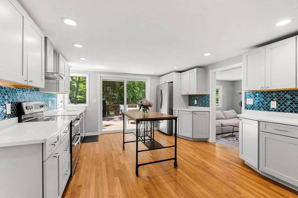 212 Common Ln, Beverly, MA 01915