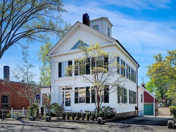 21 Union St, Manchester, MA 01944