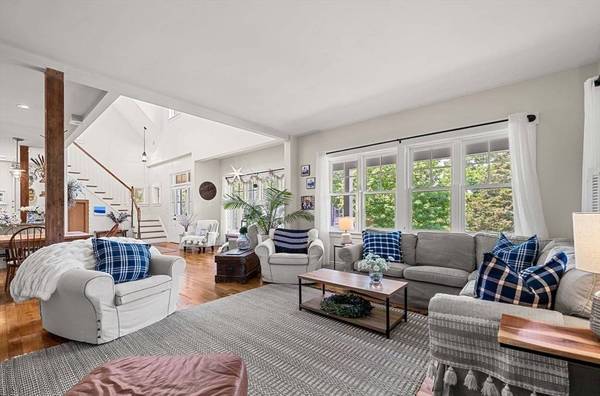 92 Phillips Ave, Rockport, MA 01966