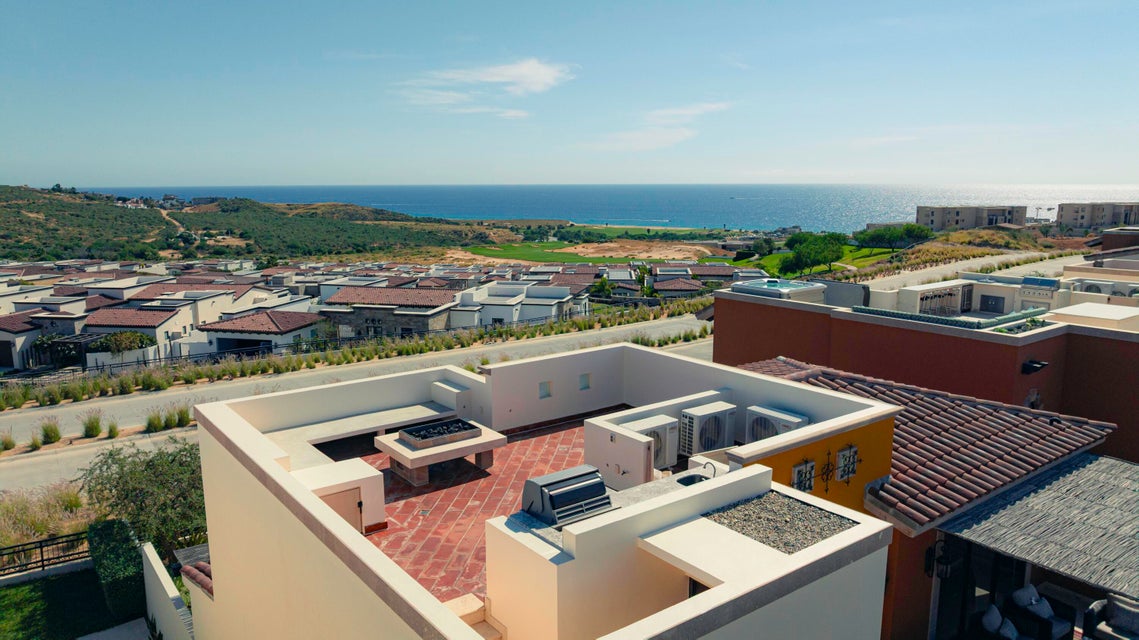 Quivira Los Cabos hacienda-style home with Pacific Ocean and golf course views