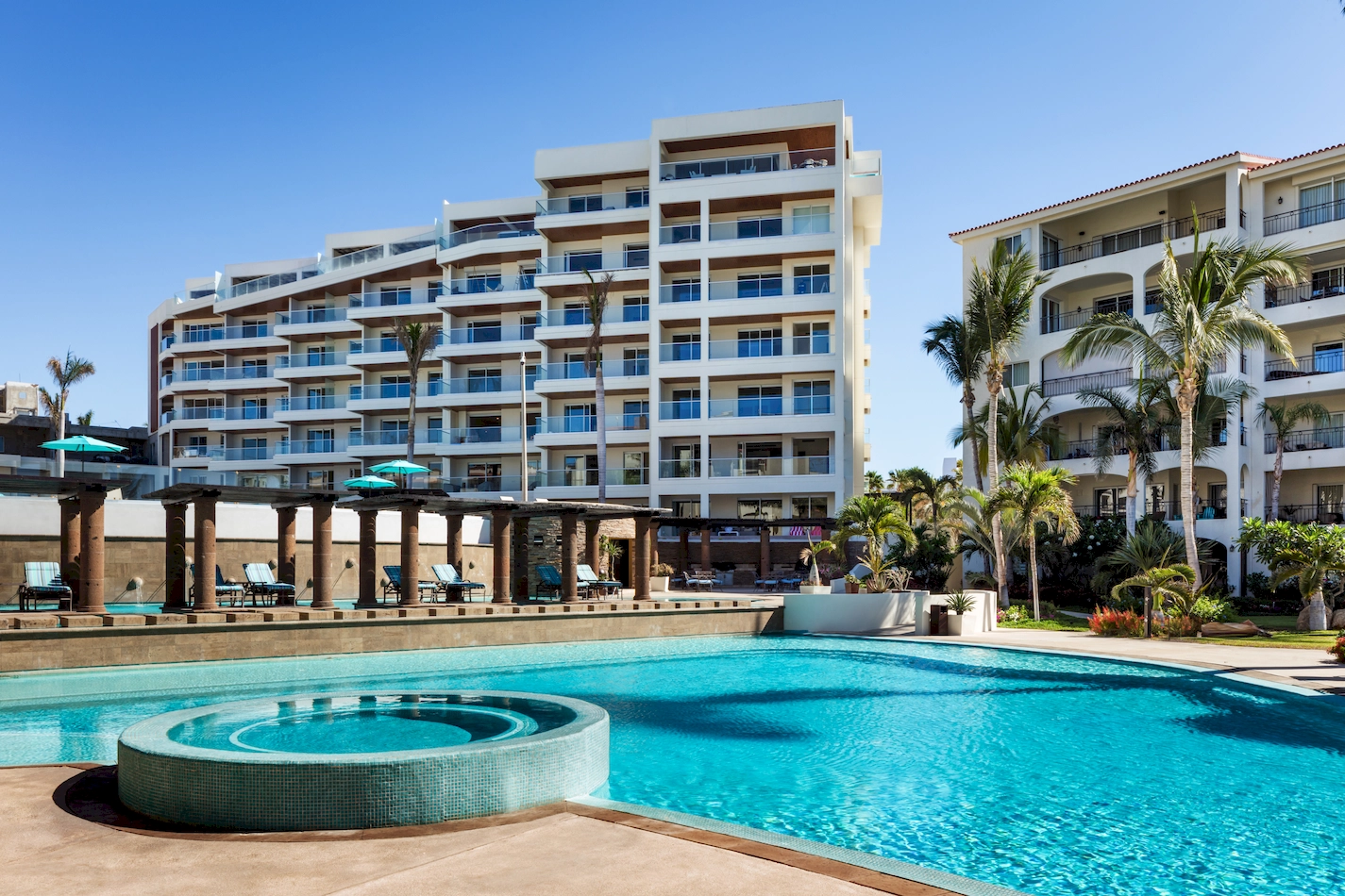 Tortuga Bay pool and amenities, beachfront condos San José del Cabo