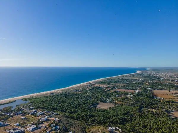 La Poza, Todos Santos: Real Estate in an Oasis of Sunsets and Baja Modern Design,Martha Muñoz