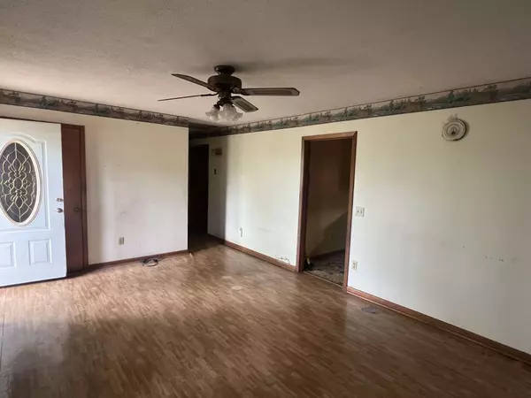 260 Pond Field Rd, Westpoint, TN 38486