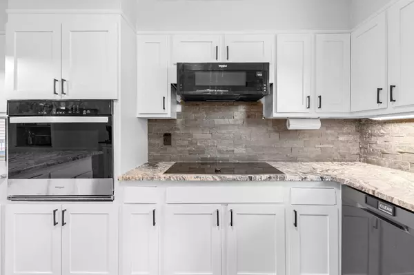 916 Lion Pkwy, Columbia, TN 38401