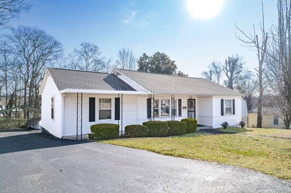 600 Fleming St, Columbia, TN 38401