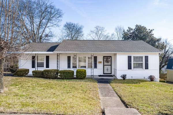 600 Fleming St, Columbia, TN 38401